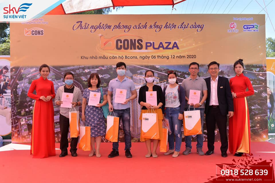 Khánh thành nhà mẫu Bcons - Trao sổ Bcons Suối Tiên